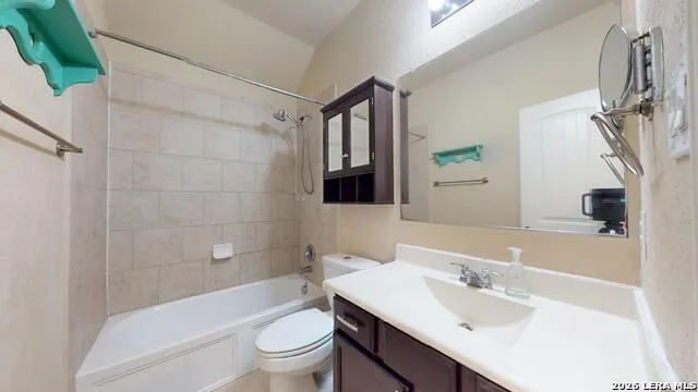 528 SADDLE BACK TRL Cibolo, TX 78108