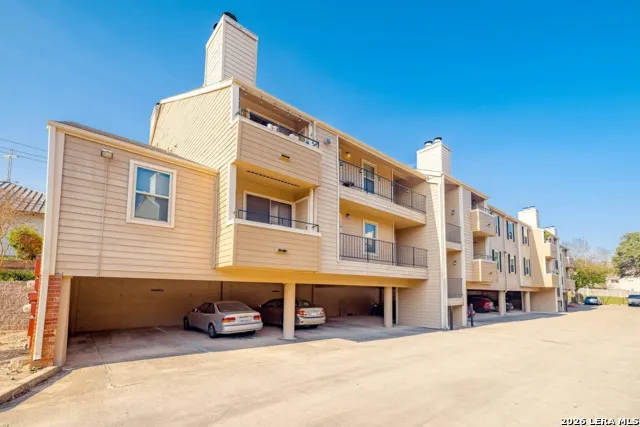 2809 W WILLIAM CANNON DR Unit A108 Austin, TX 78745