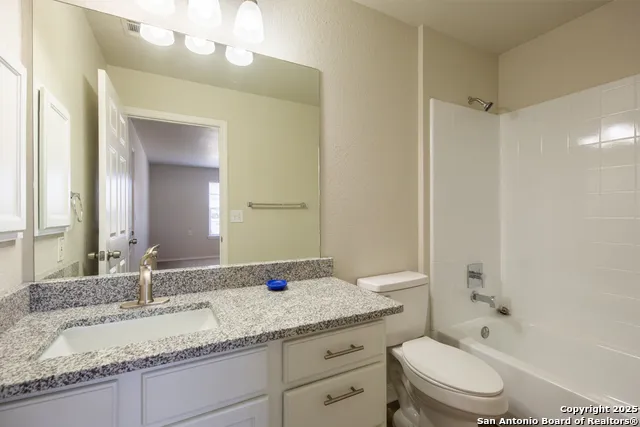2849 Wyoming St San Antonio, TX 78203