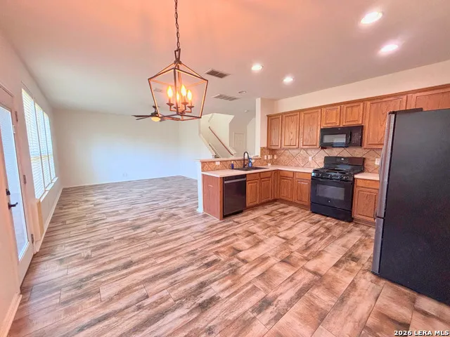 13606 Welsford Live Oak, TX 78233