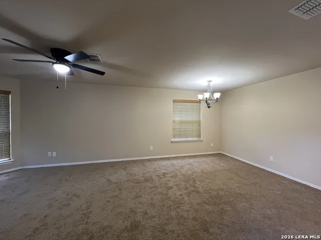 8952 Scarlet Creek Universal City, TX 78148