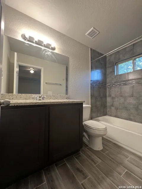 7417 Savannah Brooks Live Oak, TX 78233