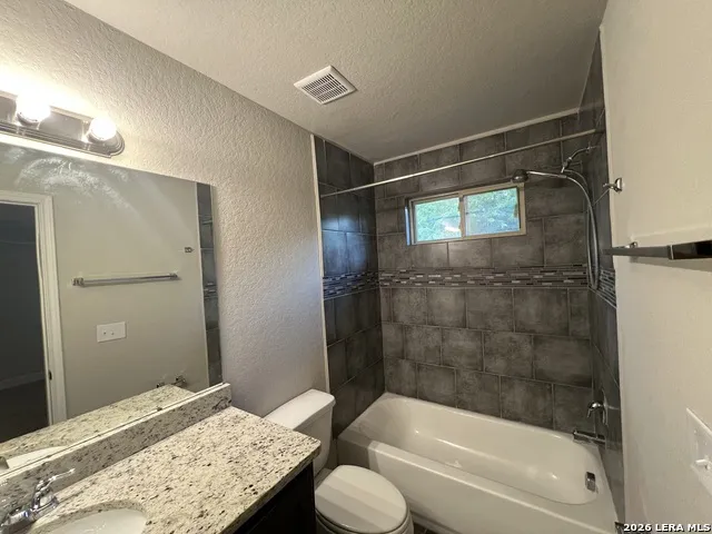 7417 Savannah Brooks Live Oak, TX 78233