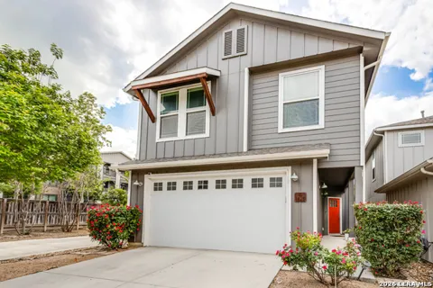 1426 E Sandalwood