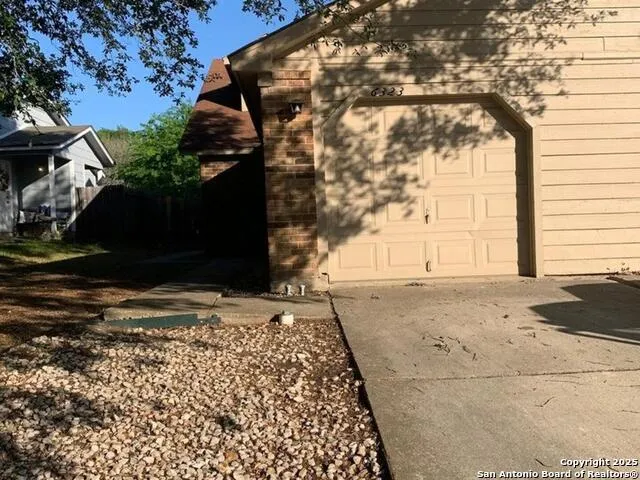 6323 WORCHESTER KNLS San Antonio, TX 78233