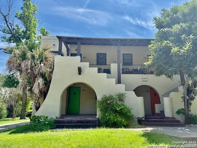 810 W Craig Unit 101 San Antonio, TX 78212