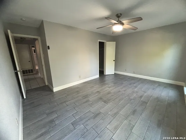 6850 MICKEY MANTLE DR San Antonio, TX 78240