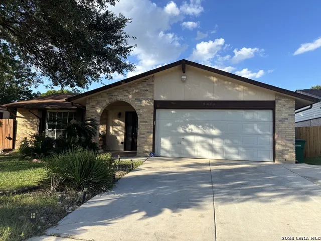 6850 MICKEY MANTLE DR San Antonio, TX 78240