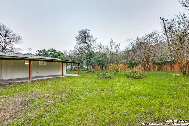 511 E Hathaway Dr San Antonio, TX 78209