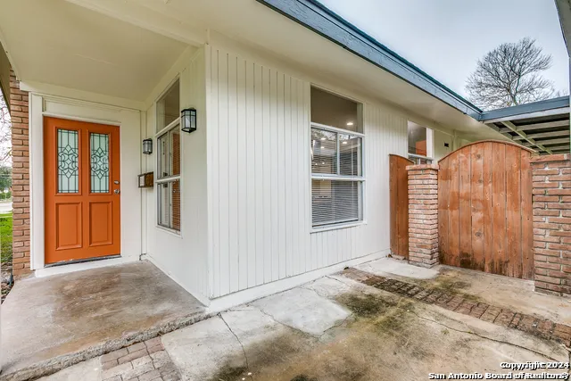 511 E Hathaway Dr San Antonio, TX 78209