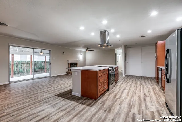 511 E Hathaway Dr San Antonio, TX 78209