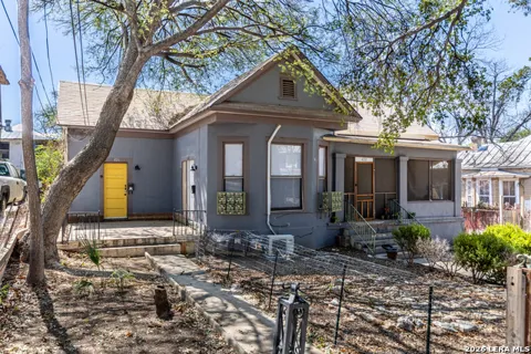 426 woodlawn Unit 1