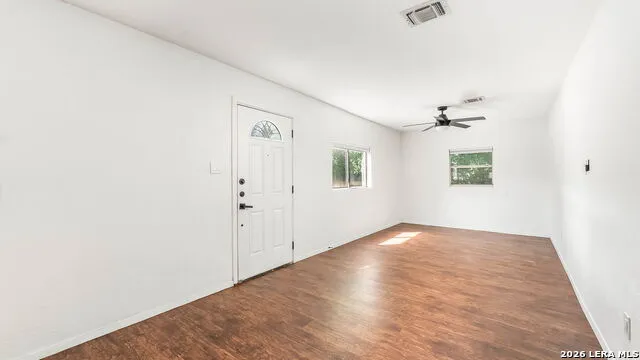 1824 Katy St New Braunfels, TX 78130