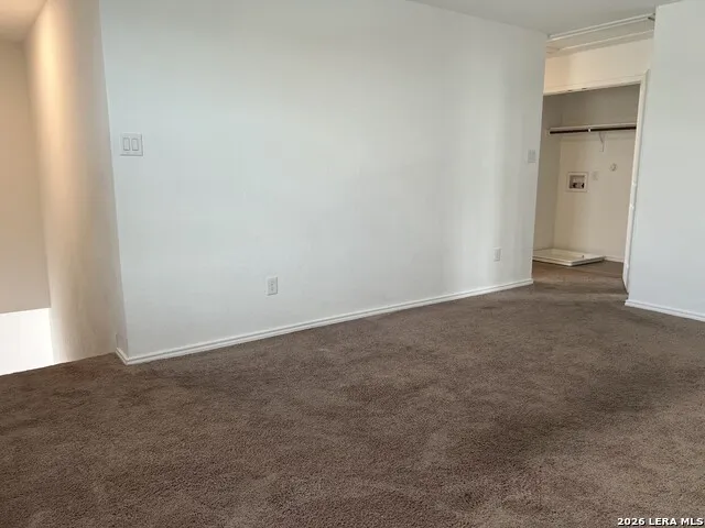 6606 Willow Lndg Converse, TX 78109