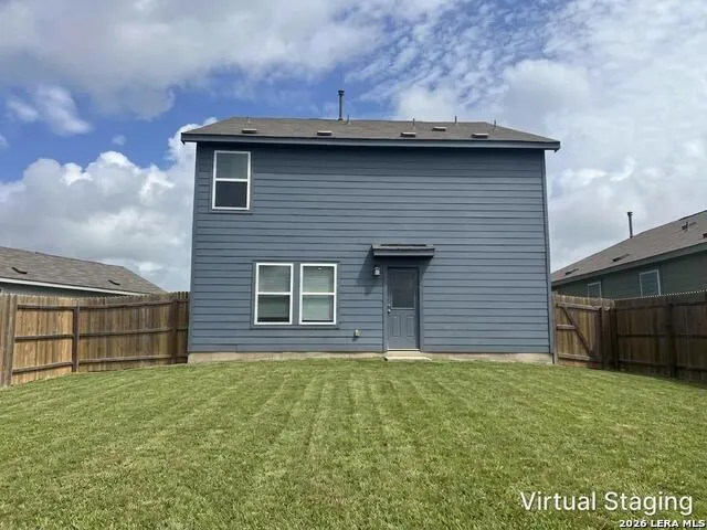 6606 Willow Lndg Converse, TX 78109