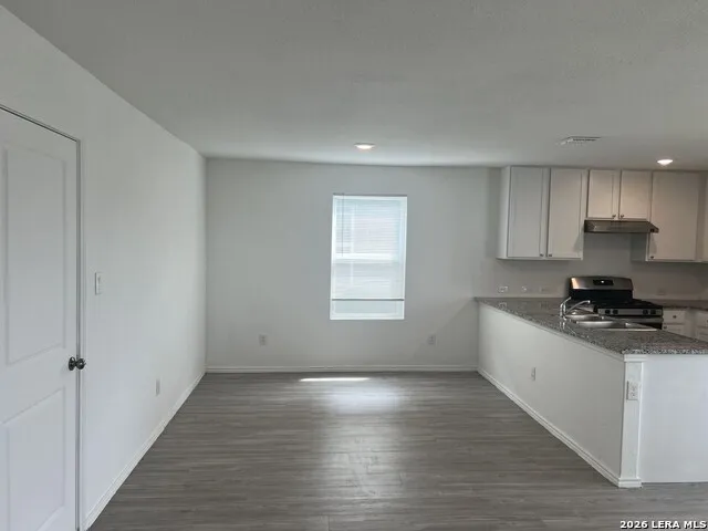 6606 Willow Lndg Converse, TX 78109