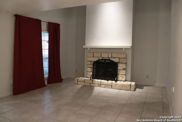 8110 SCOTTSHILL San Antonio, TX 78209