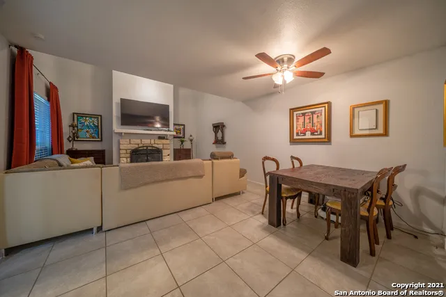 8110 SCOTTSHILL San Antonio, TX 78209