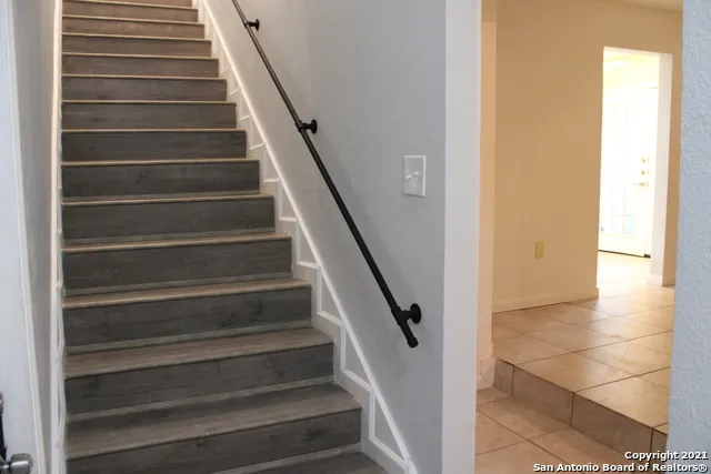 8110 SCOTTSHILL San Antonio, TX 78209