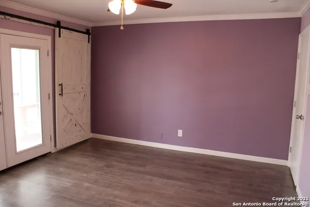 8110 SCOTTSHILL San Antonio, TX 78209