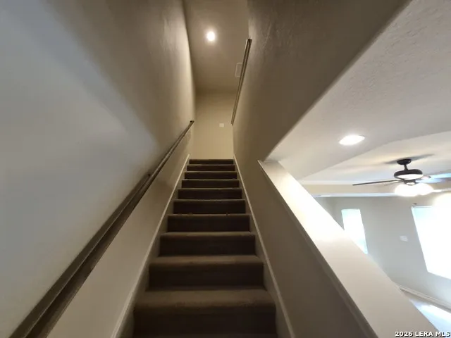 7014 Lakeview Dr. Unit 102 San Antonio, TX 78244