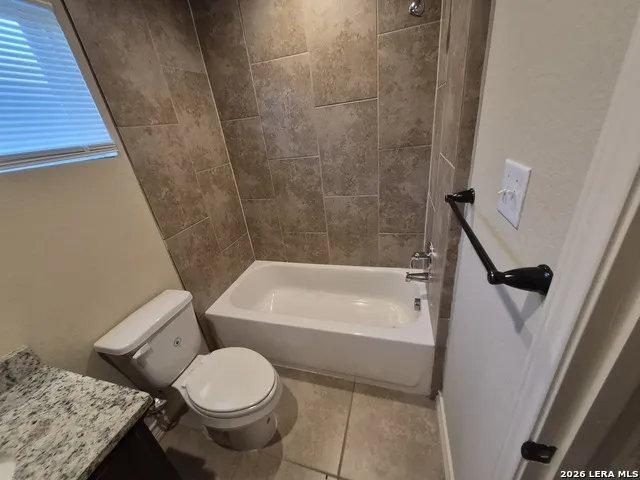 7014 Lakeview Dr. Unit 102 San Antonio, TX 78244