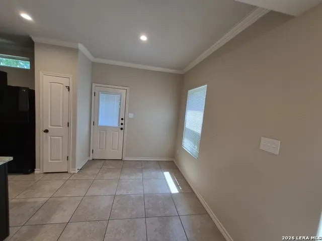 7014 Lakeview Dr. Unit 102 San Antonio, TX 78244