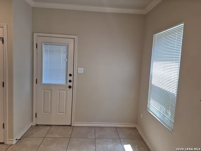 7014 Lakeview Dr. Unit 102 San Antonio, TX 78244