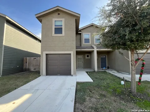 7014 Lakeview Dr. Unit 101