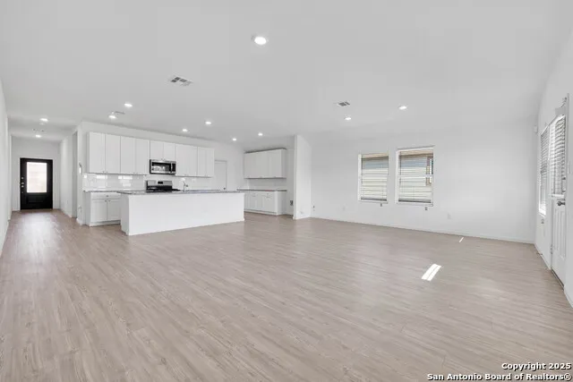 6906 Arid Way San Antonio, TX 78252