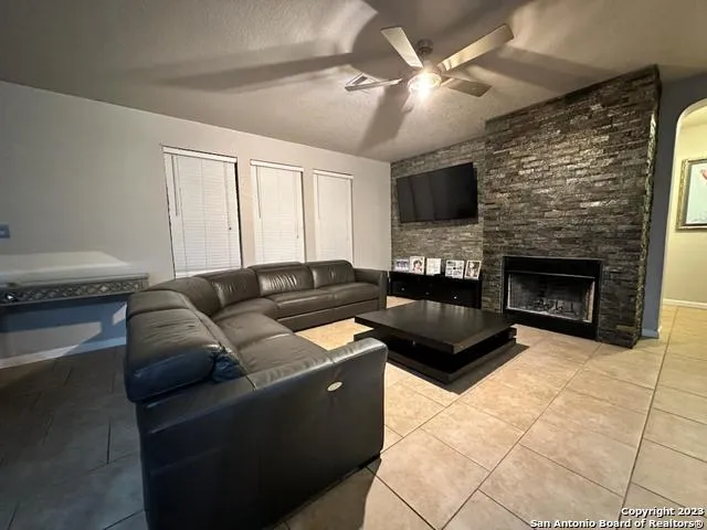 21115 Cape Coral San Antonio, TX 78259