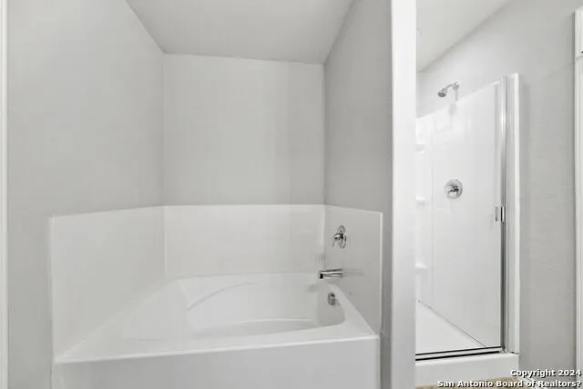 12042 SILVER LGT San Antonio, TX 78254