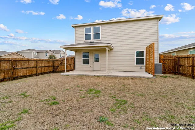 12042 SILVER LGT San Antonio, TX 78254