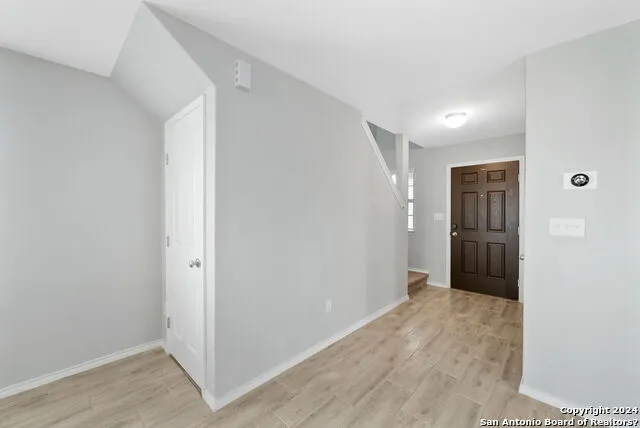 12042 SILVER LGT San Antonio, TX 78254