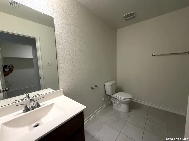 4554 OTRA OTRA DR San Antonio, TX 78222