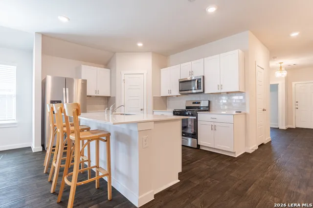 626 JANE LONG DR San Marcos, TX 78666