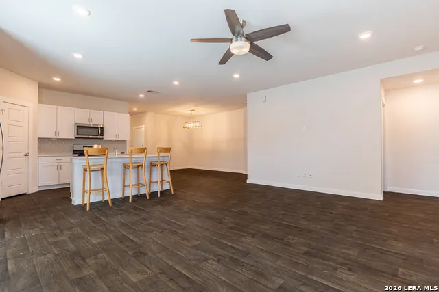 626 JANE LONG DR San Marcos, TX 78666