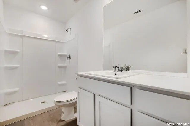6829 Chert Chase Elmendorf, TX 78112