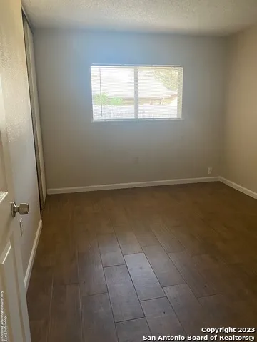 9410 BOWEN DR San Antonio, TX 78250
