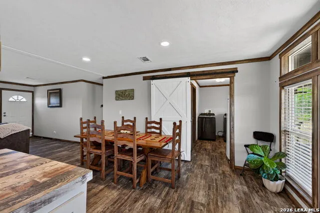 3660 BLUNTZER RD Jourdanton, TX 78026