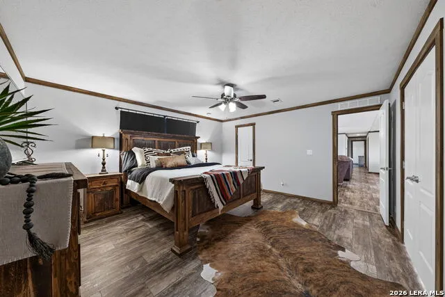 3660 BLUNTZER RD Jourdanton, TX 78026