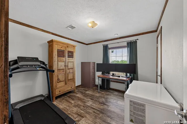 3660 BLUNTZER RD Jourdanton, TX 78026