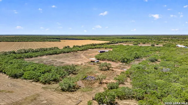 3660 BLUNTZER RD Jourdanton, TX 78026