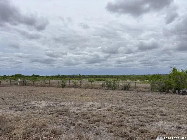 1460 County Road 193 Karnes City, TX 78118
