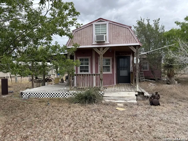 1460 County Road 193 Karnes City, TX 78118
