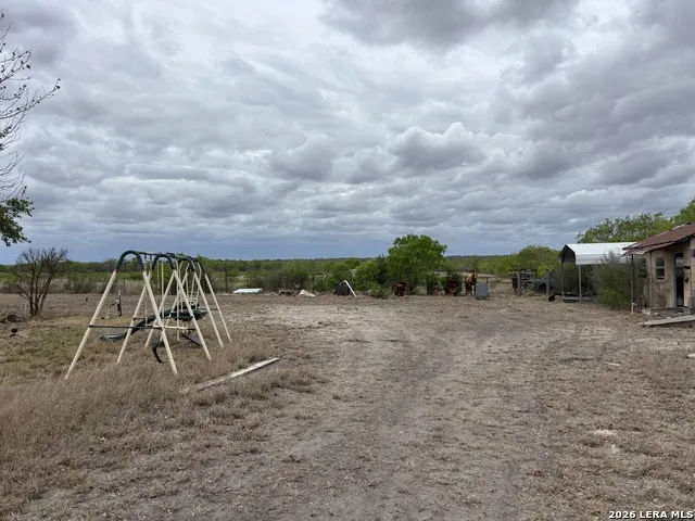 1460 County Road 193 Karnes City, TX 78118