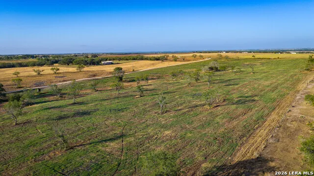 7110 Us Highway 181 Poth, TX 78147