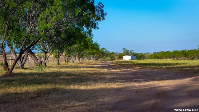 7110 Us Highway 181 Poth, TX 78147