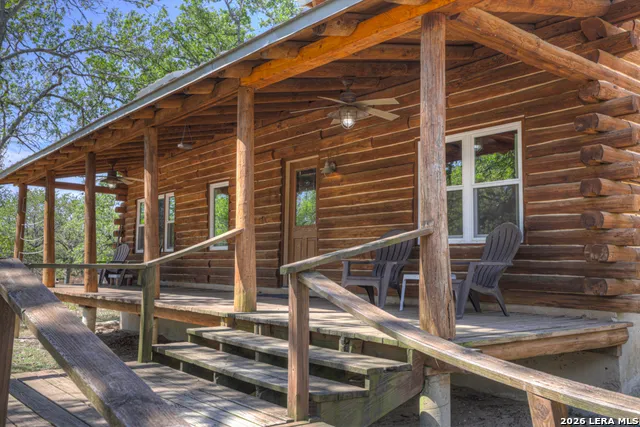 3165 Vivroux Ranch Rd Seguin, TX 78155