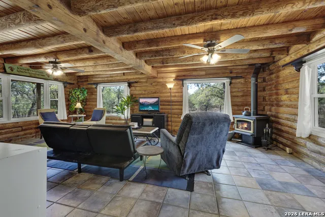 3165 Vivroux Ranch Rd Seguin, TX 78155
